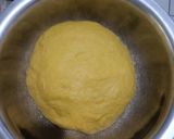 Foto langkah ke 2 dari resep 13/26. Donat Labu kuning.