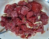 Hình bước làm 1 của món Bò Cháy Tỏi