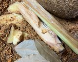 A picture of step 1 of Soto Sapi/Traditional Indonesian Yellow Soup.