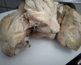 A picture of step 2 of Adobo de Pollo.