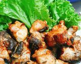 Hình bước làm 1 của món Ếch để da chiên giòn