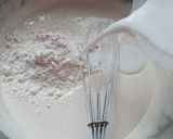 Foto langkah ke 3 dari resep 95.Putu Ayu Loyang No Mixer.