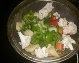 A picture of step 2 of Vegetable kadhai pulao.