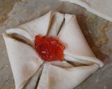 A picture of step 3 of Strawberry pastry.