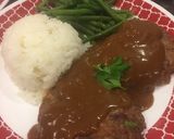 A picture of step 4 of Franks Salisbury Steak.