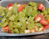 Foto del paso 6 de la receta: Judías verdes con gambones y tomate cherry