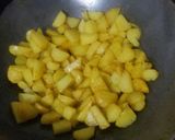 आलू पालक (aloo palak recipe in Hindi) रेसिपी चरण 2 फोटो