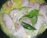 Foto langkah ke 3 dari resep Ayam serundeng lengkuas.