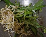 Foto langkah ke 2 dari resep Tumis Tauge Kangkung.