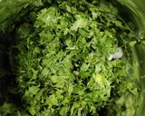 લીલા લસણ ની ચટણી (Green Garlic Chutney Recipe In Gujarati) રેસીપી સ્ટેપ1ફોટો