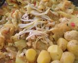 Foto del paso 4 de la receta: Calabacines🍱con pollo🍗en salsa de tomate🍅🥘🥙