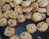 Foto langkah ke 5 dari resep Bite size crunchy cookies.