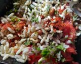 A picture of step 1 of Churmuri.