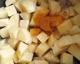 A picture of step 1 of Carrot & Potato Stew.