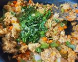 A picture of step 5 of Chicken Keema and Vegetables Kachori.
