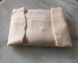 A picture of step 4 of Bada roti.