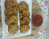A picture of step 3 of Sabudana vada.