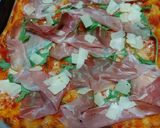 Foto del passaggio 7 della ricetta Pizza in teglia