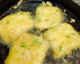 Foto langkah ke 4 dari resep Tempe Goreng Mendoan.