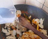 Foto langkah ke 4 dari resep Rebung Tahu Santan Bumbu Kuning.