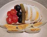 Une image de l'étape 4 de Tartine printanière et salade d'endive et de poire au miel.