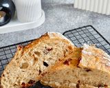 Foto langkah ke 15 dari resep Cranberries Sourdough Bread 77%.