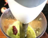 Foto del paso 1 de la receta: Crema de guisantes secos y aguacate - veggie