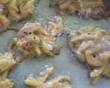 A picture of step 7 of Onion, Potato mix Pakoray.