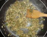 A picture of step 4 of Rice cake with vegetables.