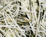 Foto del paso 3 de la receta: Pasta de zapallo italiano con salsa boloñesa