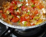 A picture of step 2 of Restaurant Style Soya Curry.