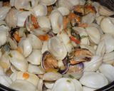 Foto del paso 5 de la receta: Pastas con almejas y mejillones