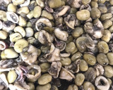 Foto del paso 3 de la receta: Habas con chipirones
