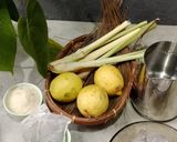 Foto langkah ke 1 dari resep Es Teh Lemon Sereh.