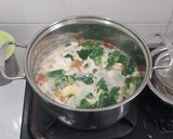 Foto langkah ke 6 dari resep Sayur Tahu Telur Pakcoy Wortel.