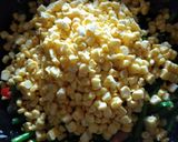 Foto langkah ke 3 dari resep Tumis Kacang Panjang Jagung Manis Sosis.