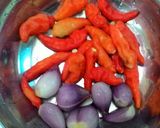 Foto langkah ke 3 dari resep Oseng Cumi betai terancam.