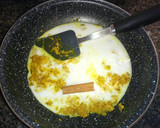 Foto del paso 4 de la receta: Curry de Langostinos con Leche de Coco y Limón