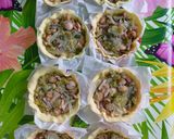 A picture of step 5 of My Mini Quiches with Leeks, Sausages, Onions, and Bacon.