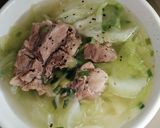 Hình bước làm 2 của món Canh bắp cải hầm xương
