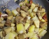 A picture of step 6 of Suran potato sukhi bhaji.