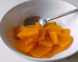 Hình bước làm 1 của món Bánh TRUNG THU bí đỏ hấp