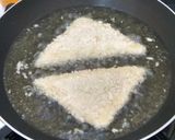 Foto langkah ke 7 dari resep Roti Tawar Goreng (isi meses keju).