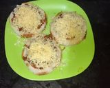 A picture of step 8 of Cheesy Chicken Discs.