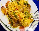 Chinese veg Hakka noodles with schezwan chutney recipe step 4 photo
