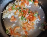 A picture of step 1 of Vegetable tin fish and pasta.