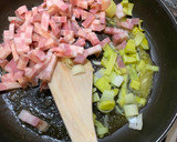 Foto del paso 1 de la receta: Macarrones carbonara especiales para peques