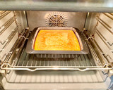 Foto del paso 4 de la receta: Pastel húmedo de coco con nata