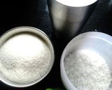 A picture of step 1 of Mini tricolour suji uttappm.