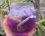Foto langkah ke 3 dari resep Butterfly Pea Lemon Tea.